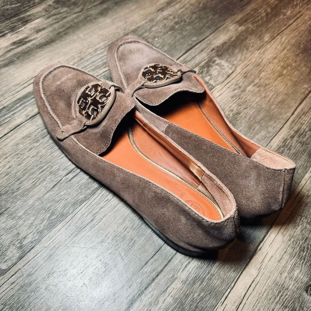 Tory Burch suede women loafers SZ 8 1/2 M